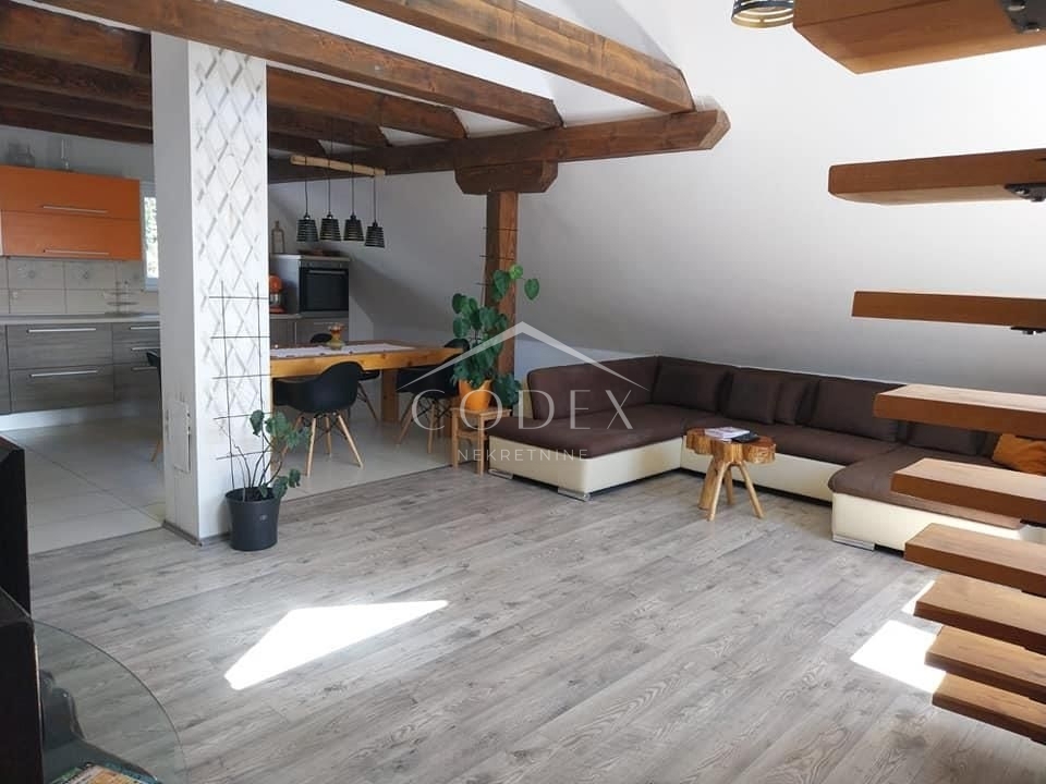 Fužine - hiša s 3 apartmaji in jacuzzijem, za investicijo!