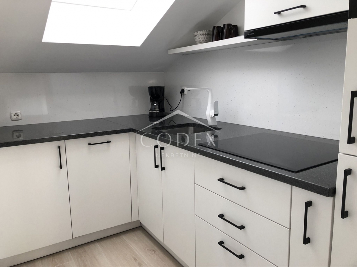Opatija, okolica - prodamo vilo z 8 apartmaji