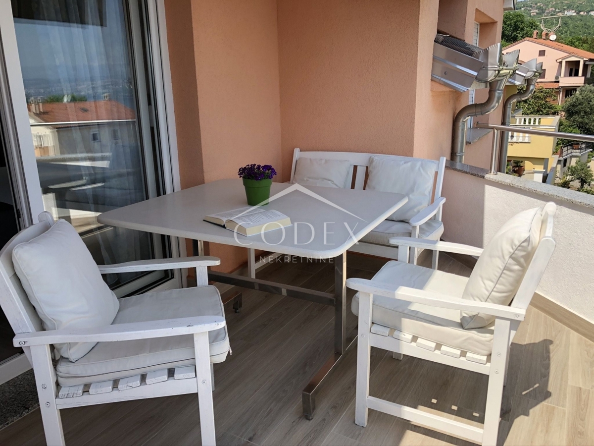 Opatija, okolica - prodamo vilo z 8 apartmaji