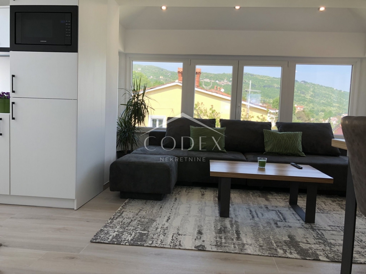 Opatija, okolica - prodamo vilo z 8 apartmaji