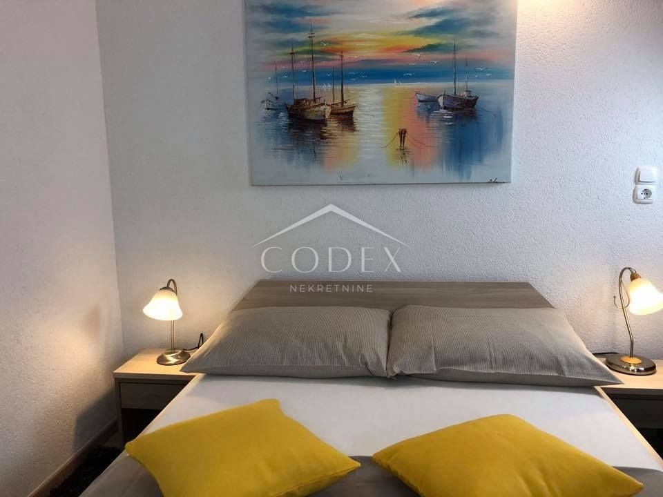 Opatija, okolica - prodamo vilo z 8 apartmaji