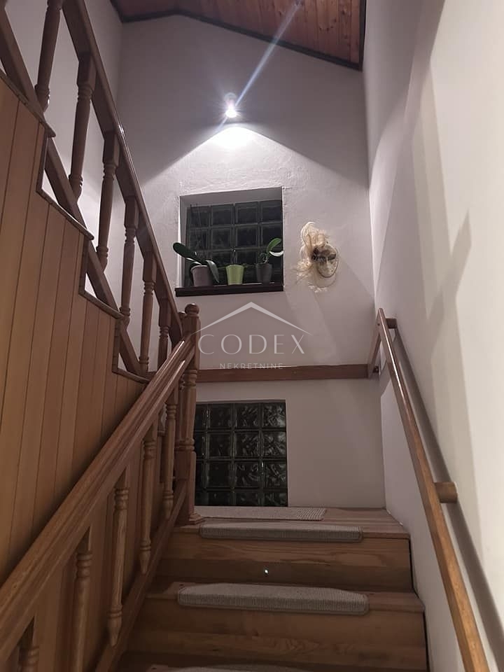 Fužine - prodaja planinske hiše s prostornim vrtom