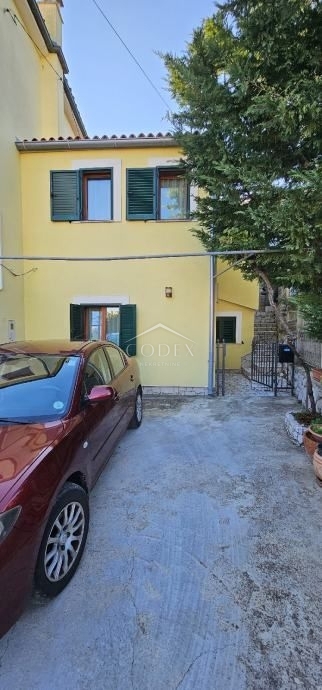 Mali Lošinj - Hiša na odlični lokaciji