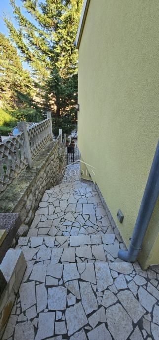 Mali Lošinj - Hiša na odlični lokaciji