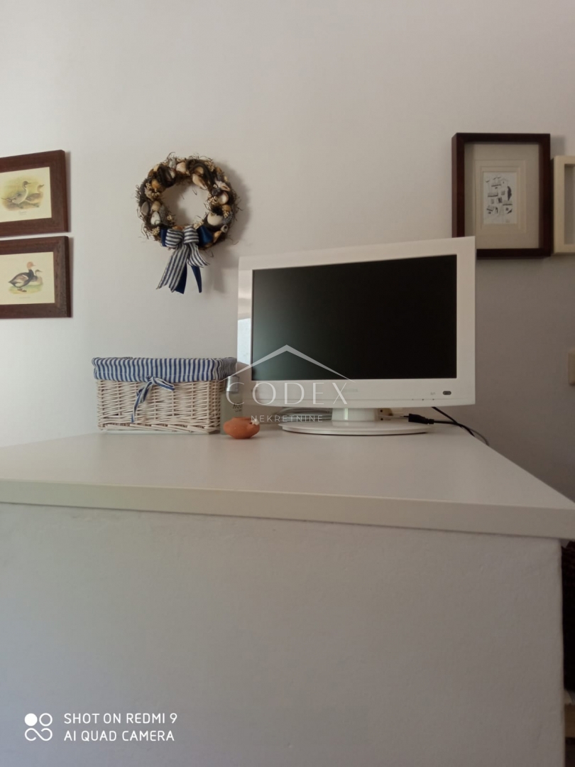 Ekskluzivno! Bakar – prodaja popolne majhne hiše ob morju