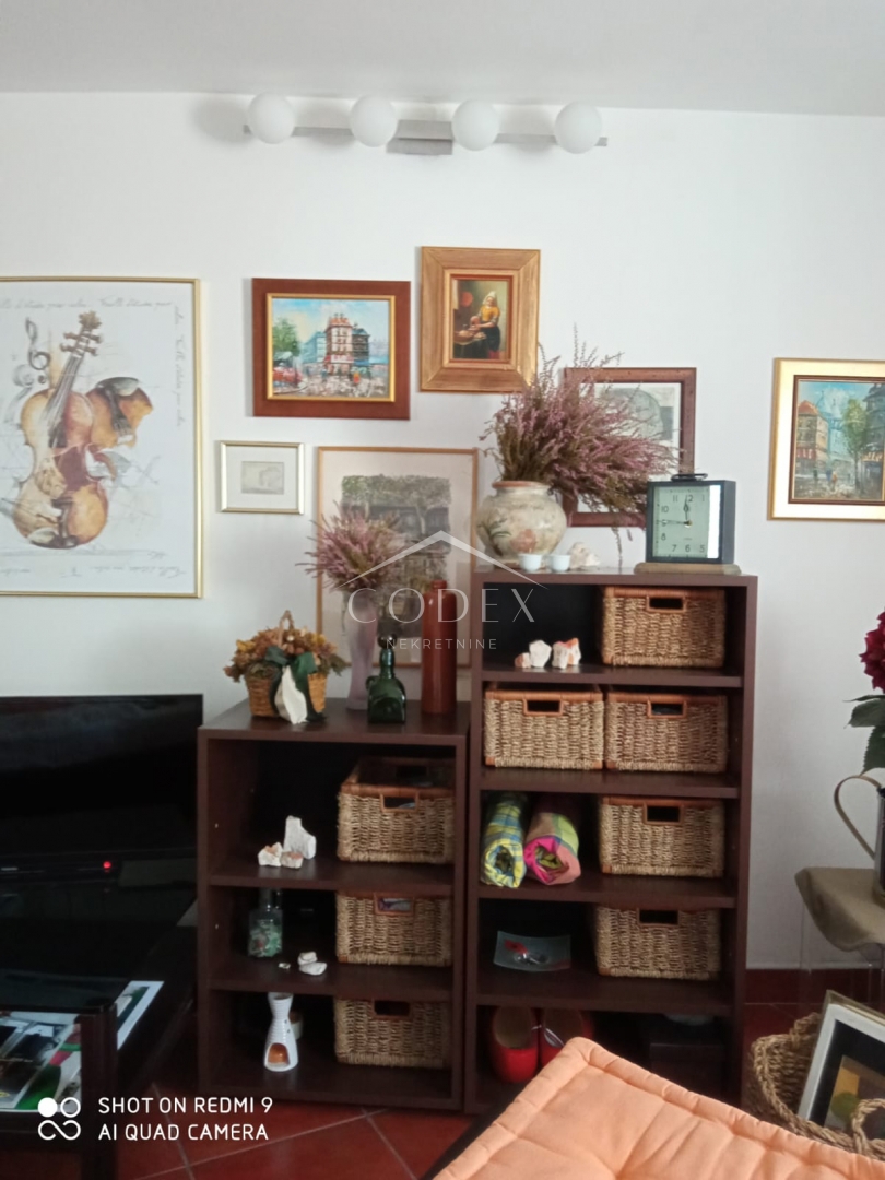 Ekskluzivno! Bakar – prodaja popolne majhne hiše ob morju