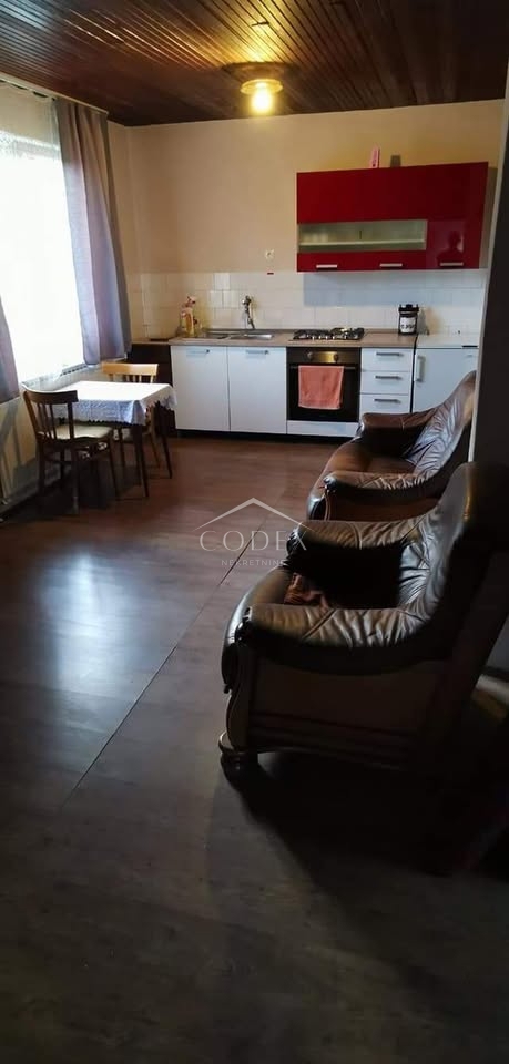 Vseljiva hiša v oazi miru – Skrad