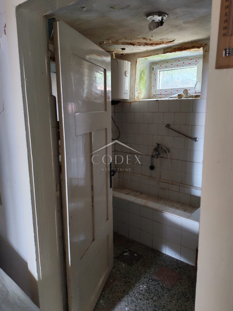 Avtentična starina s pogledom na morje in atrijem – Bribir