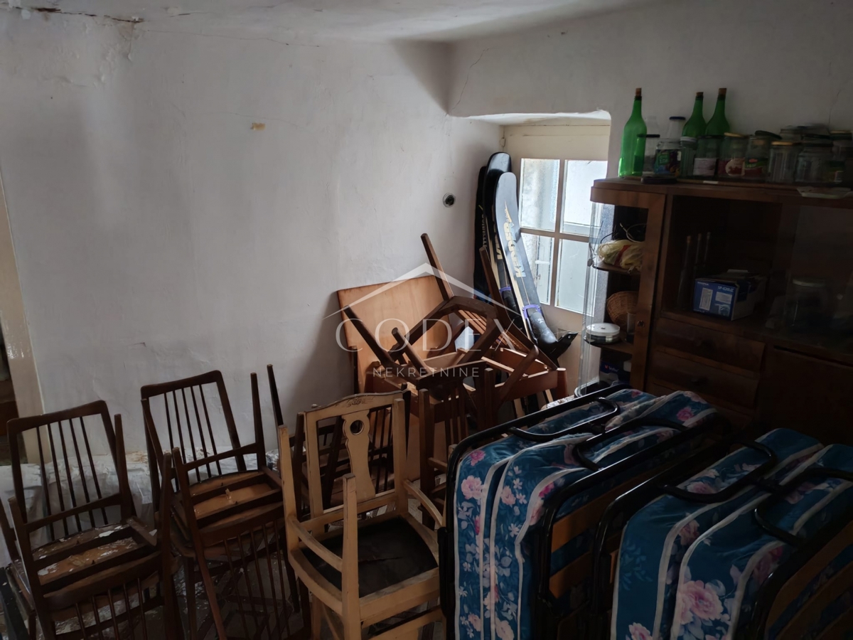 Avtentična starina s pogledom na morje in atrijem – Bribir