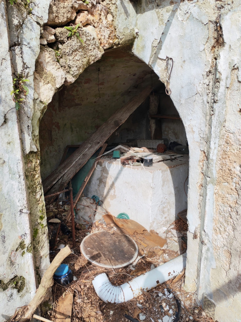 Avtentična starina s pogledom na morje in atrijem – Bribir