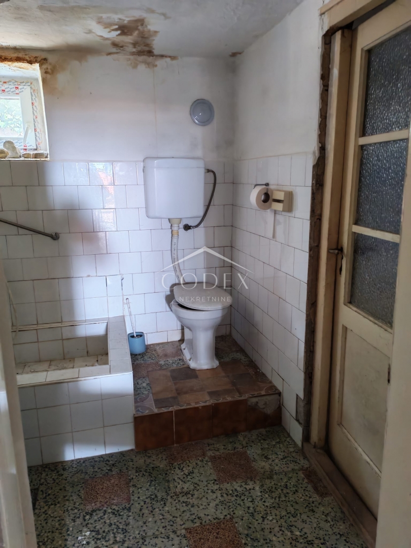 Avtentična starina s pogledom na morje in atrijem – Bribir