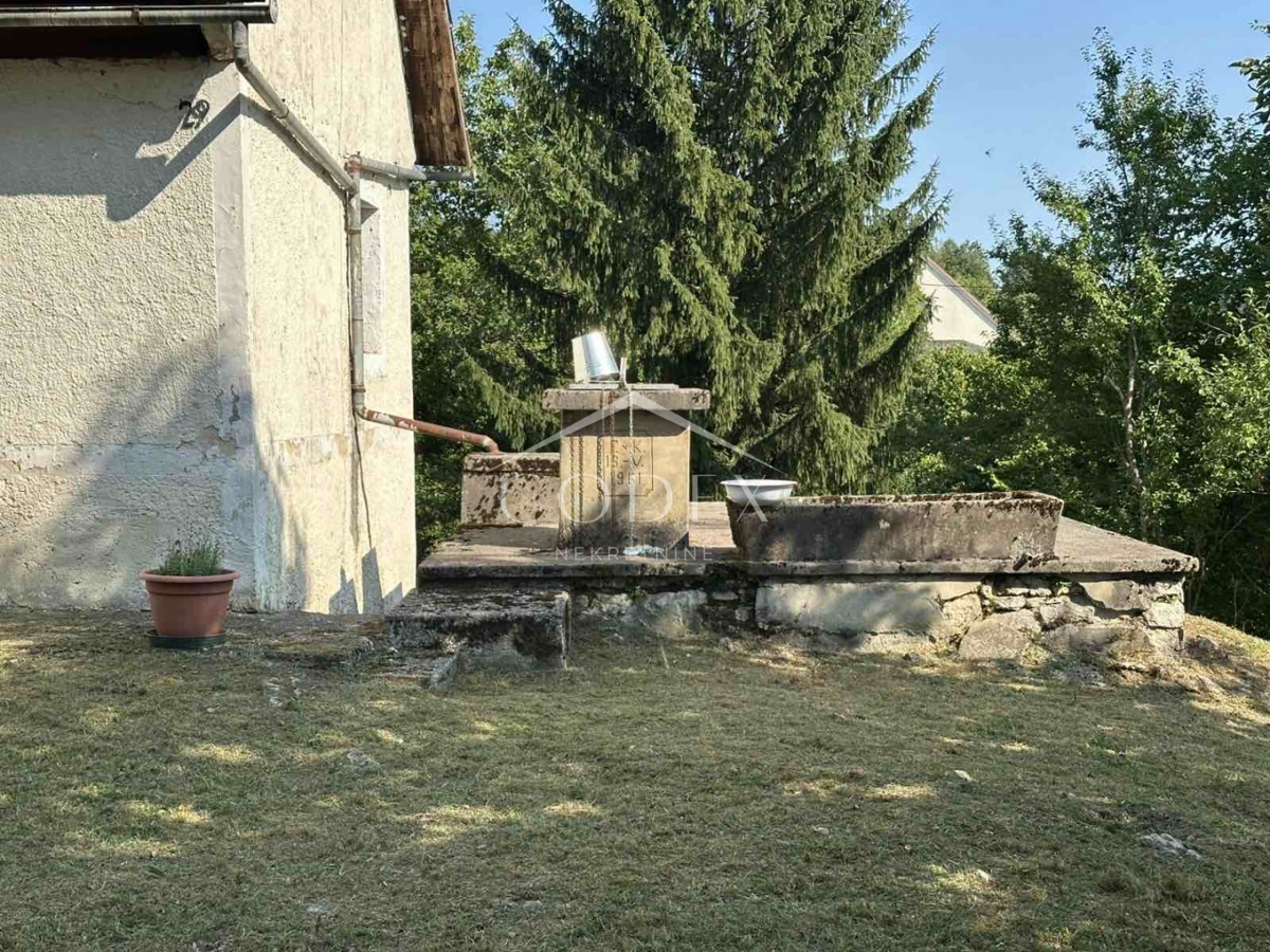 Severin na Kupi – hiša za oddih v naravi z veliko parcelo