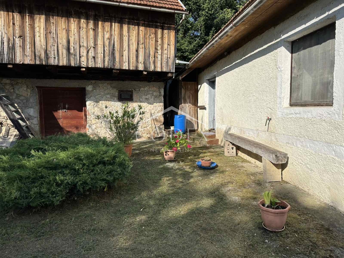 Severin na Kupi – hiša za oddih v naravi z veliko parcelo