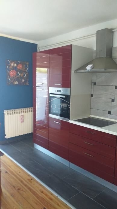 Hreljin - prodaja hiše v strogem centru