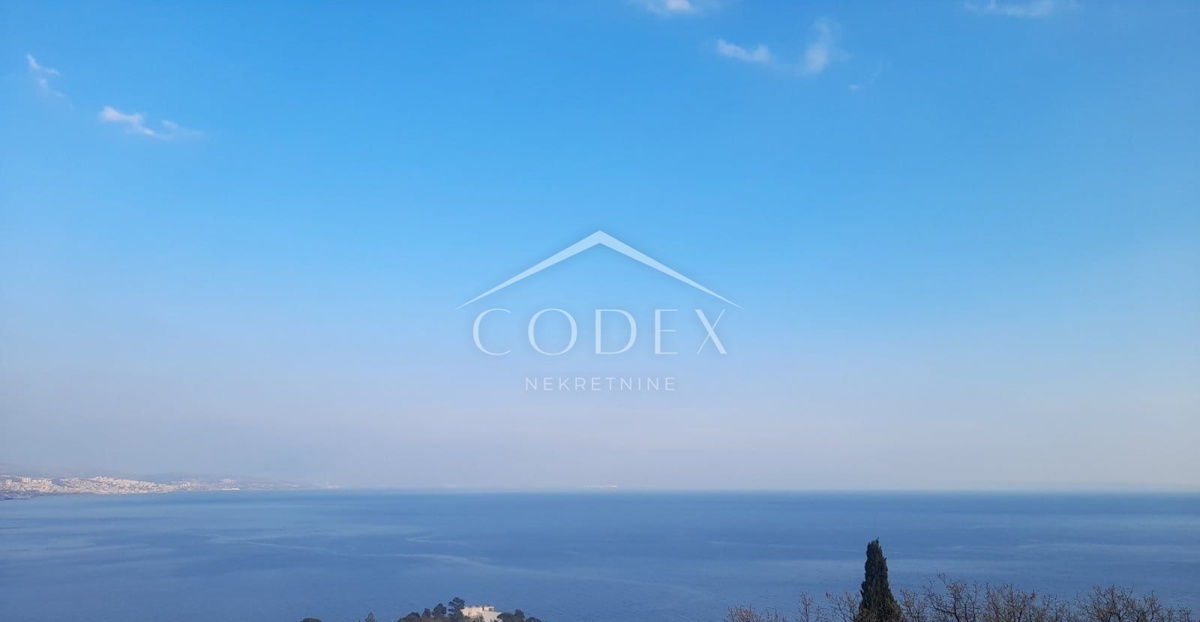Opatija - prodaja na novo adaptiranega apartmaja s pogledom na morje