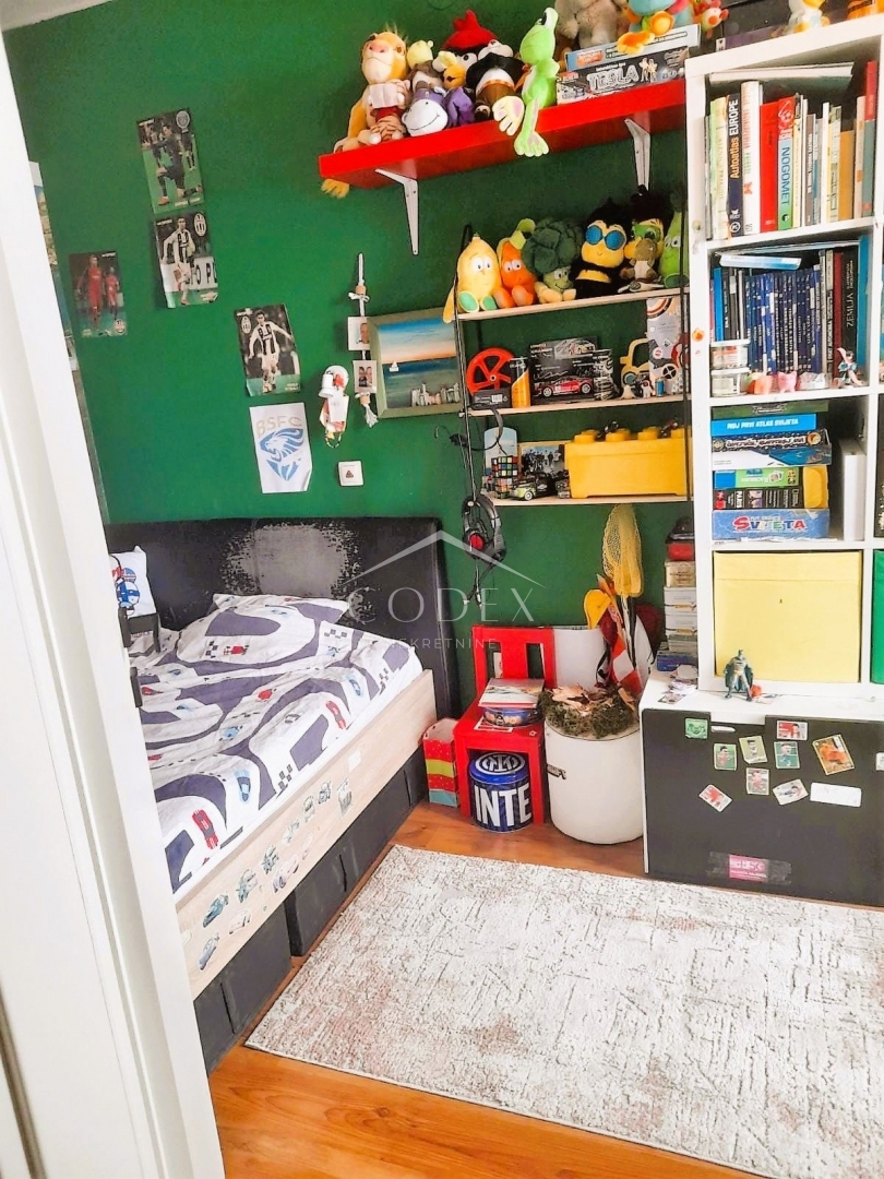 Opatija - prodaja na novo adaptiranega apartmaja s pogledom na morje