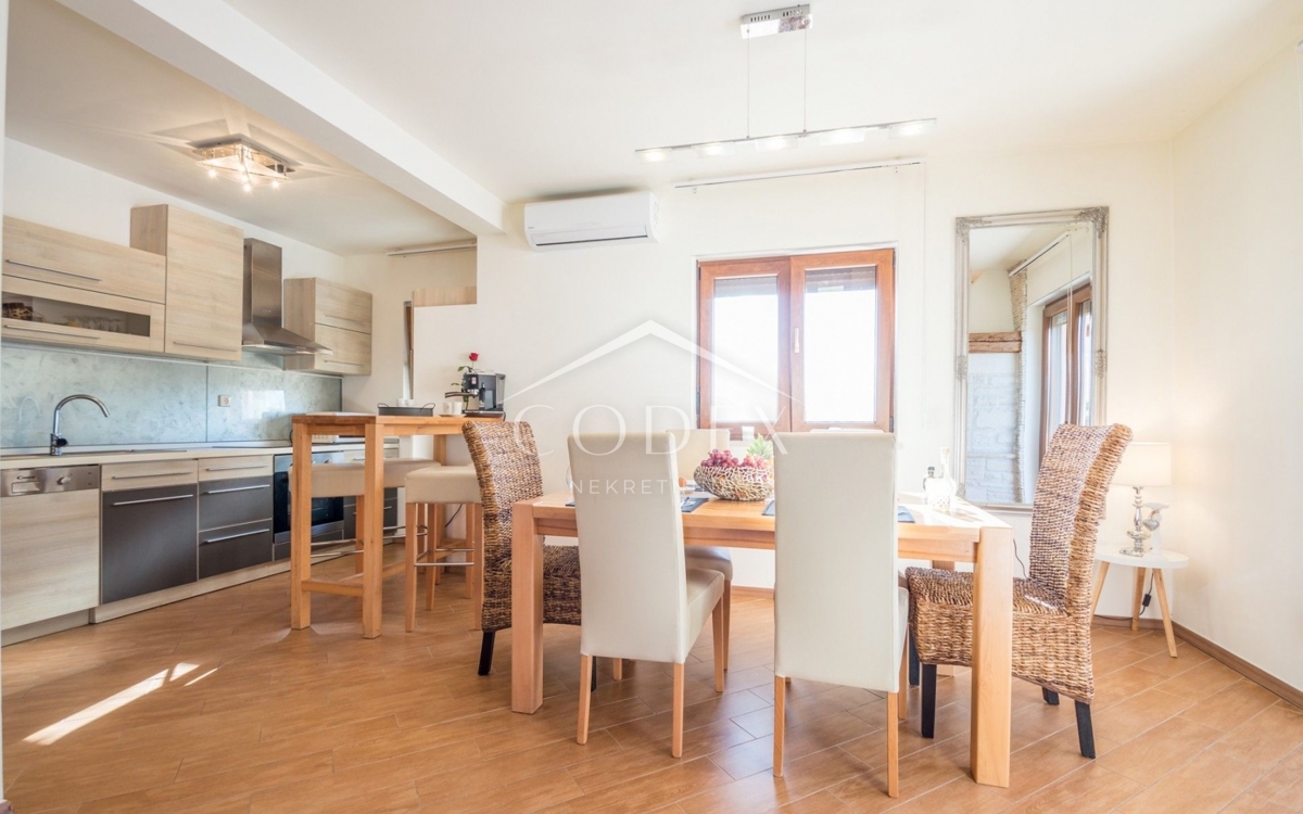 Marčana - vila z bazenom in uveljavljenim turističnim najemom
