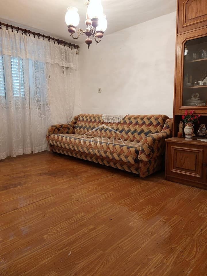 Cres, Orlec - Starejša hiša na mirni lokaciji