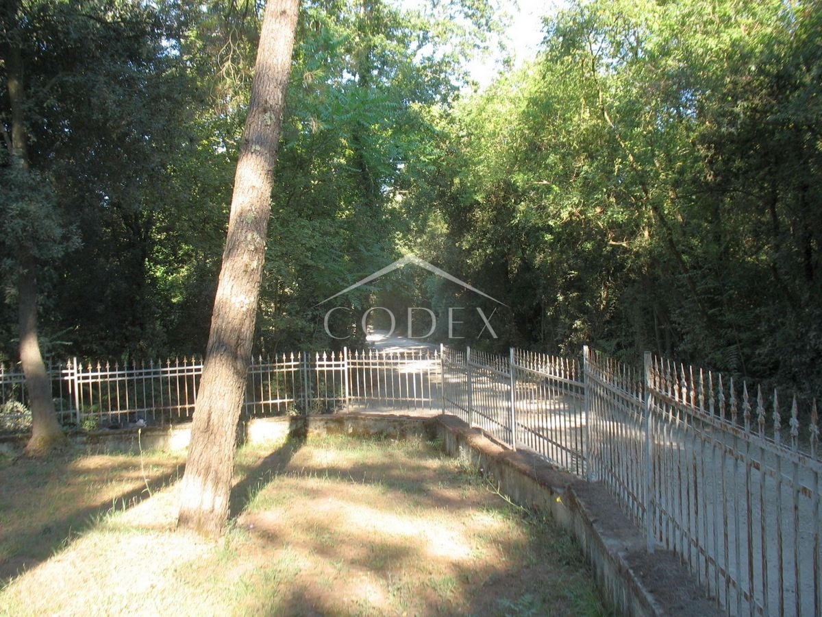 Rovinj - prodaja gradbenega zemljišča ob morju