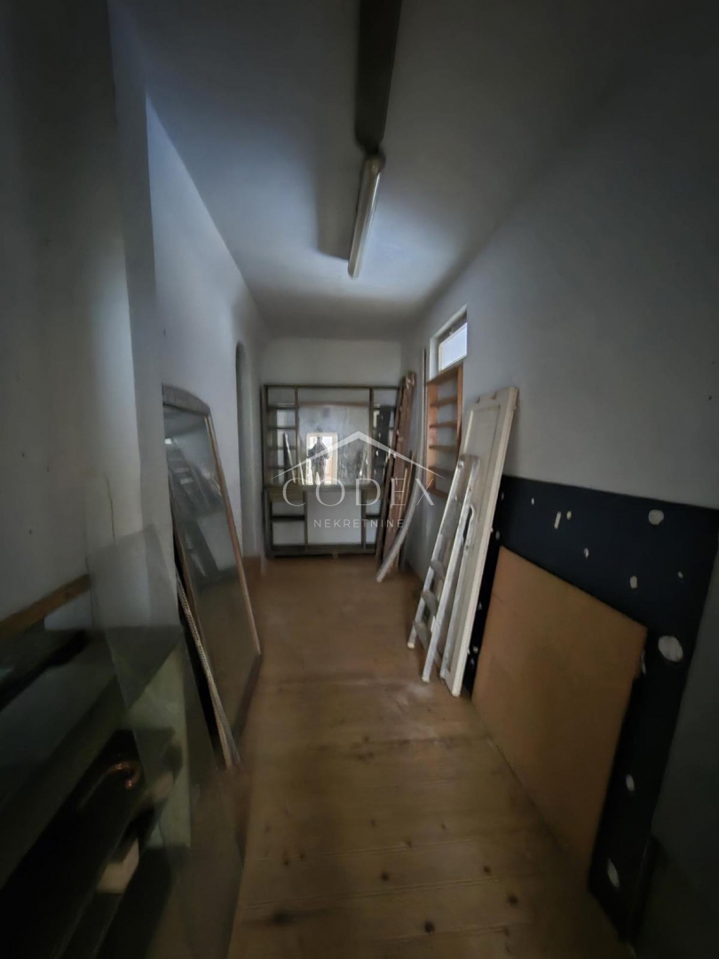 Sušak - prodaja poslovnih prostorov v bližini centra