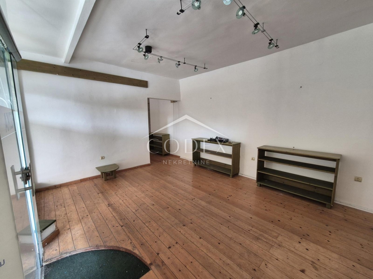 Sušak - prodaja poslovnih prostorov v bližini centra