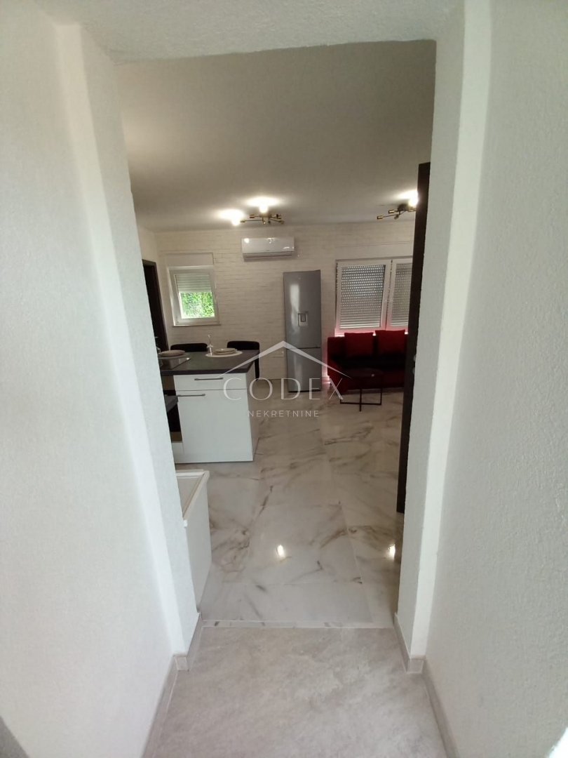Bribir - prodaja kamnite hiše z 2 apartmajema