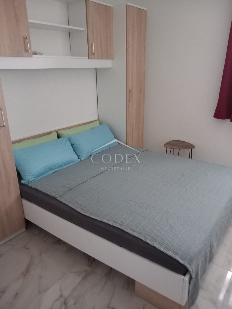 Bribir - prodaja kamnite hiše z 2 apartmajema