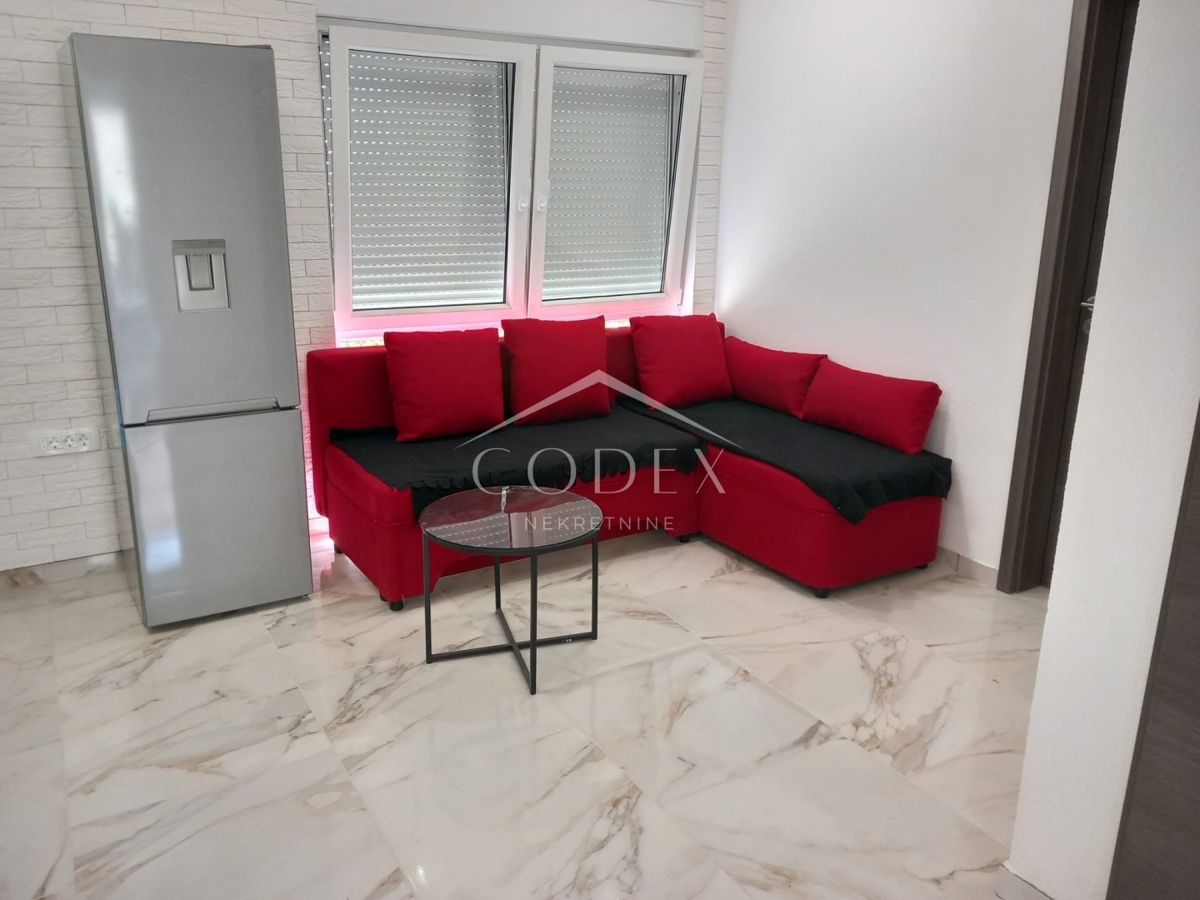 Bribir - prodaja kamnite hiše z 2 apartmajema