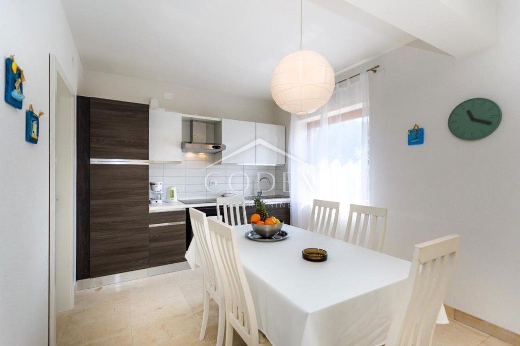 Krk - prodaja apartma ob morju in plaži