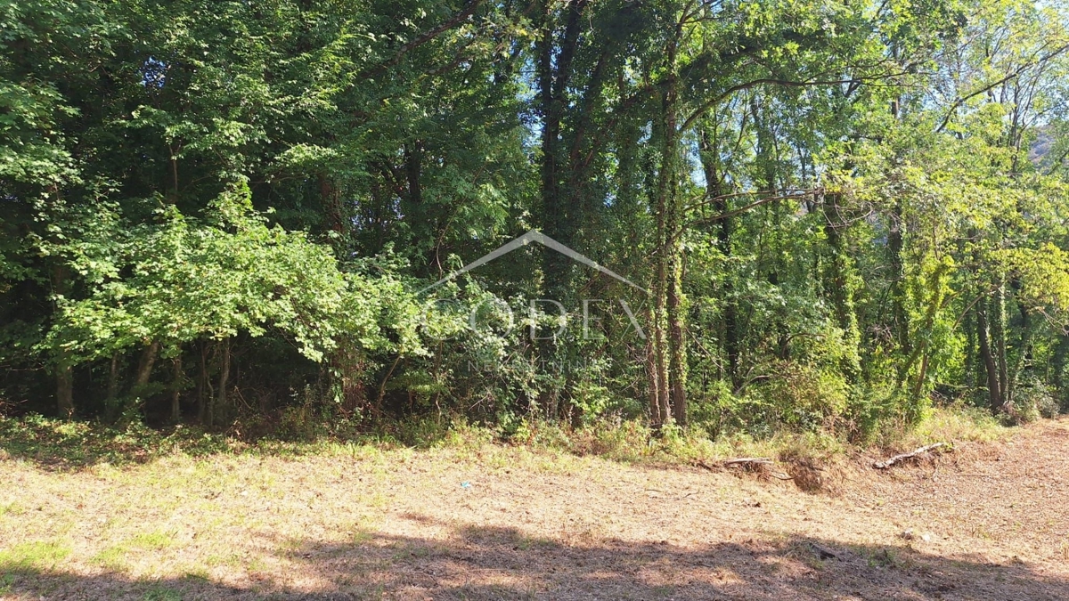 Bakarac - prodaja gradbenega zemljišča s projektom