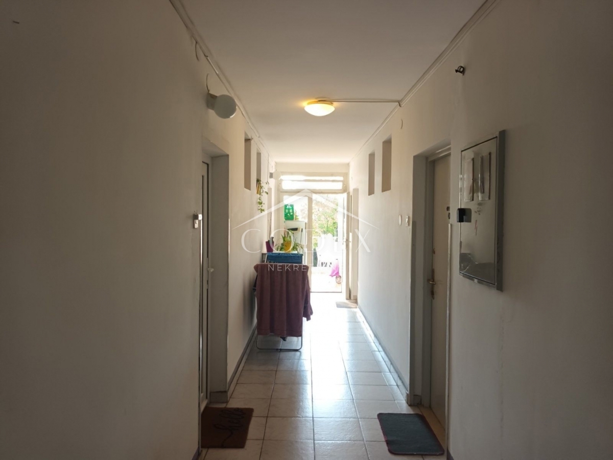 Zamet - prodaja enosobnega stanovanja