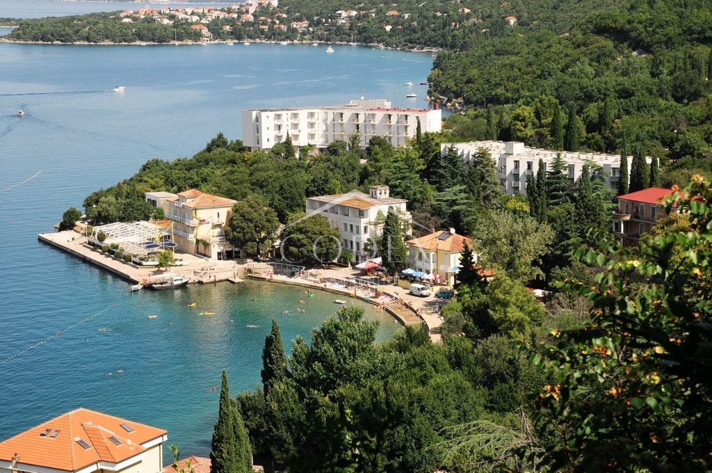 Omišalj - Novogradnja na odlični lokaciji