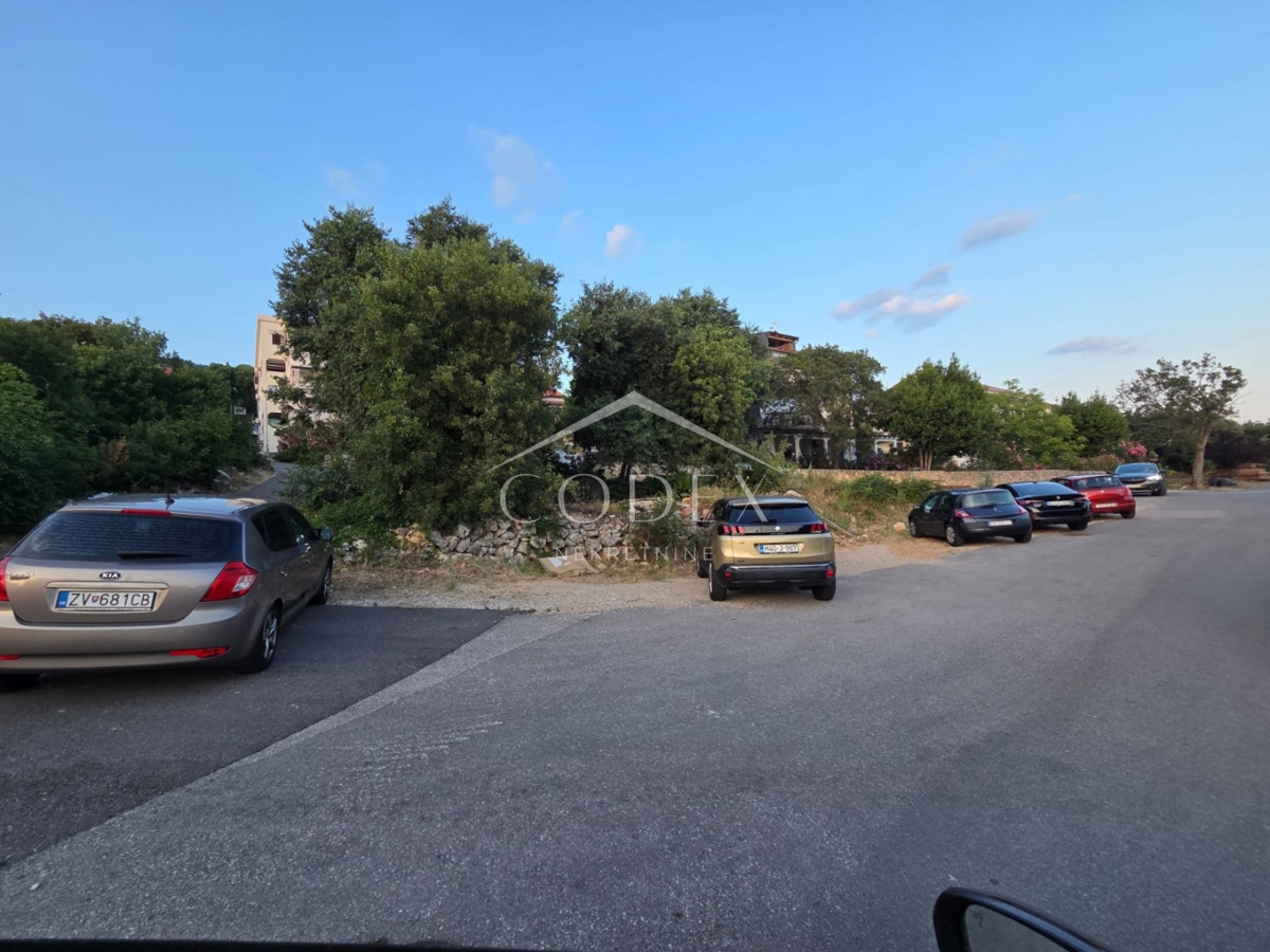 Dramalj – enosobno stanovanje s teraso naprodaj