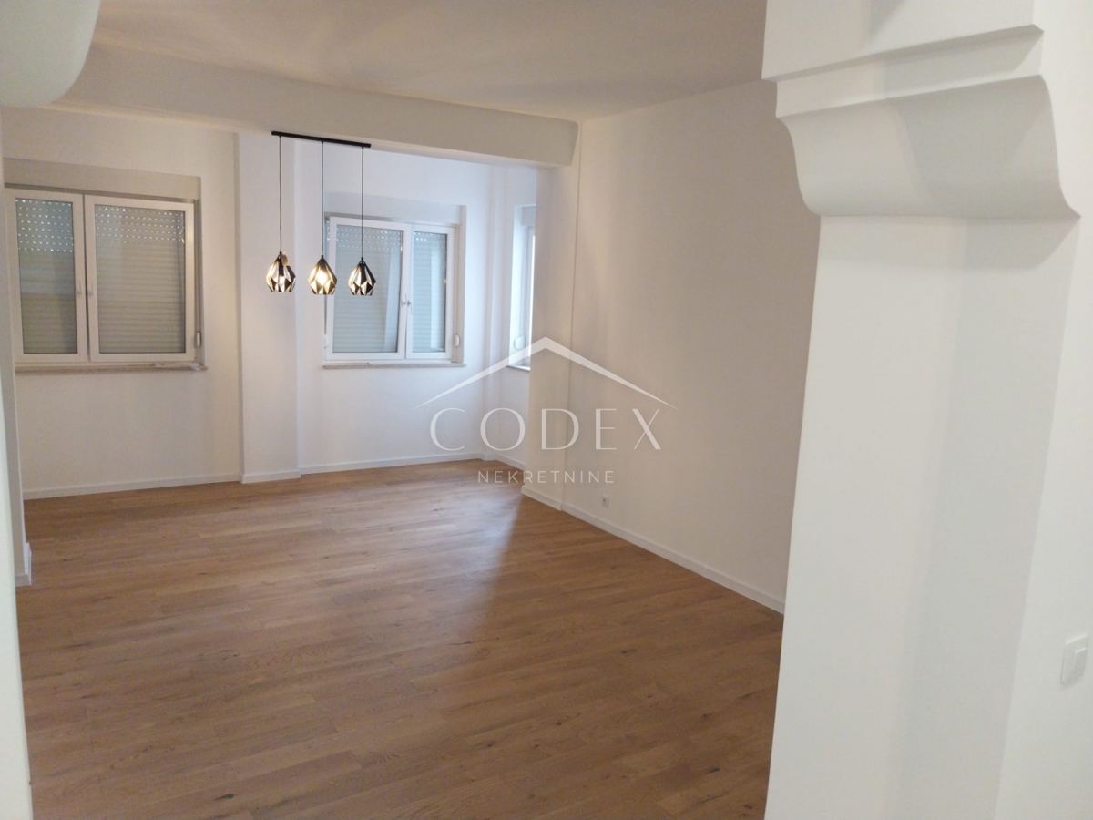 Opatija - Čudovito veliko stanovanje v stari vili