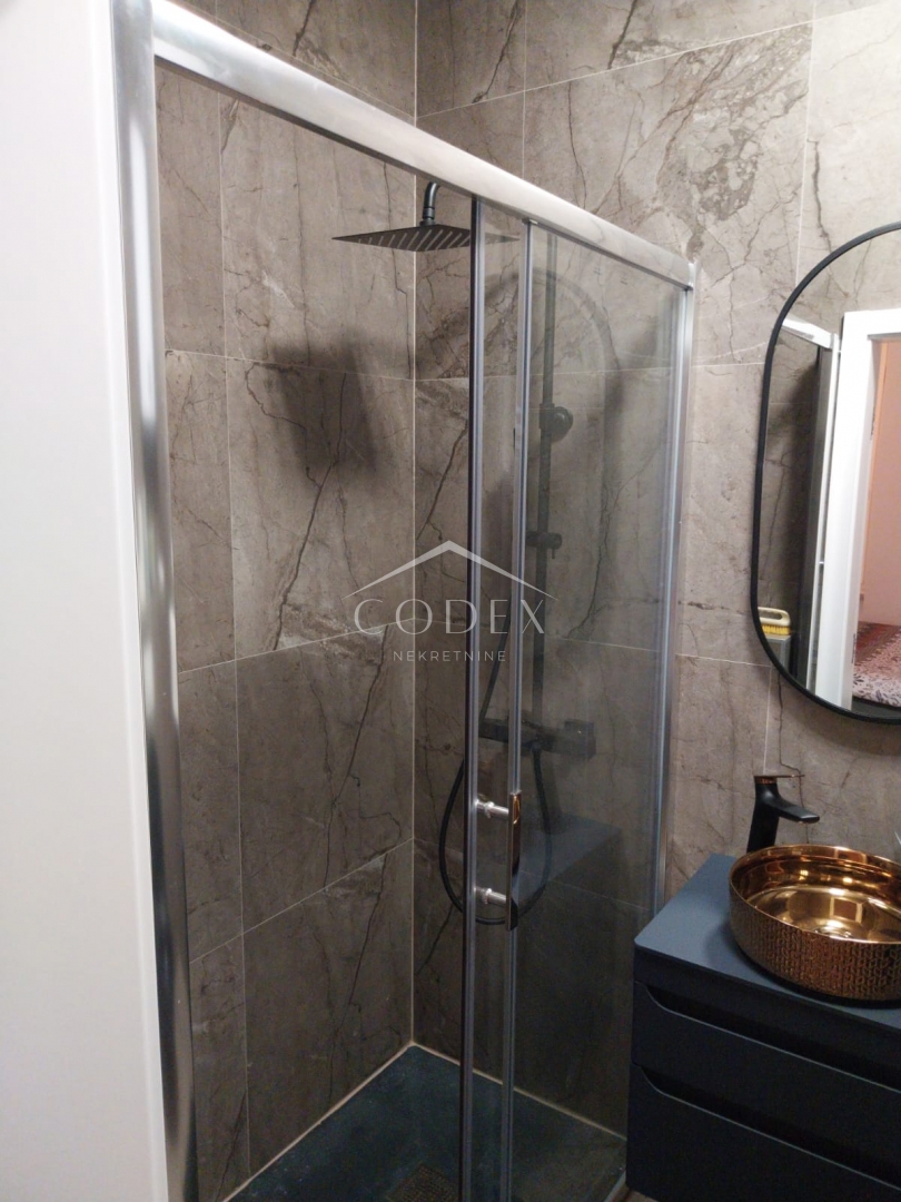 Opatija - Čudovito veliko stanovanje v stari vili