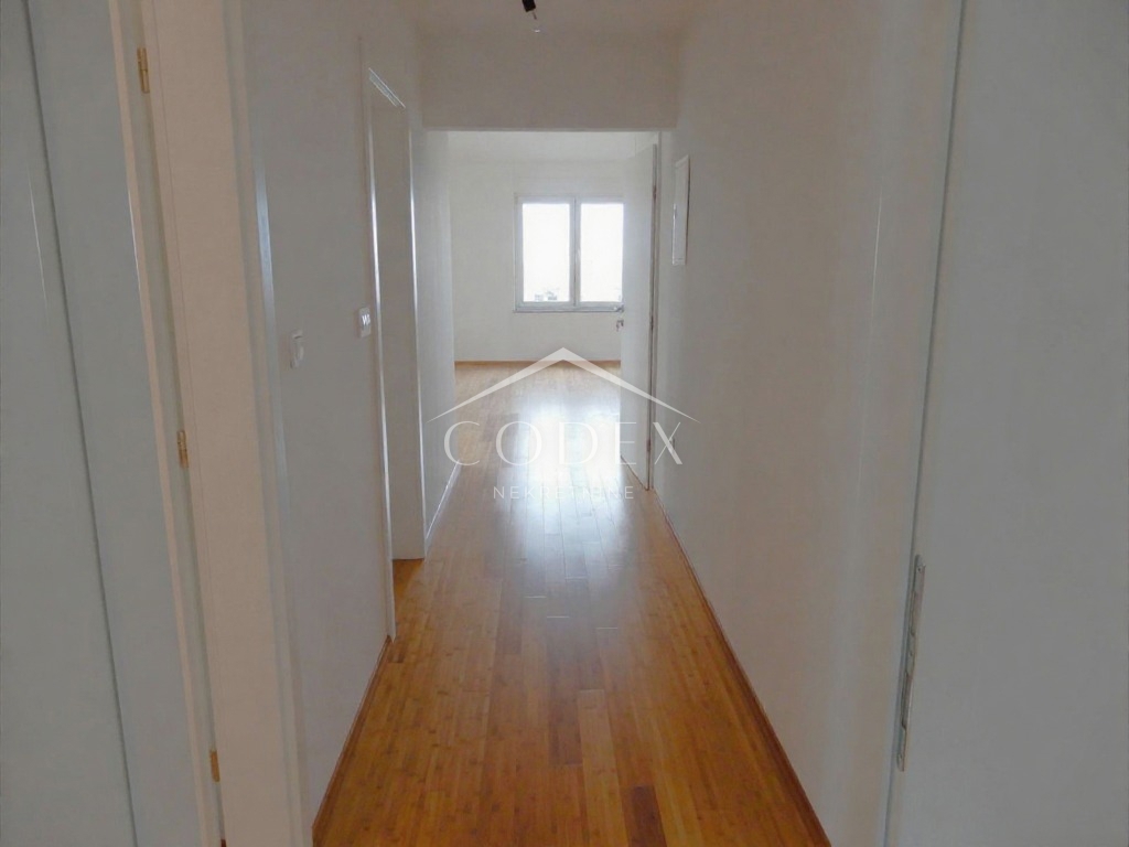 Malinska – prodaja modernega stanovanja z ložo in čudovitim razgledom