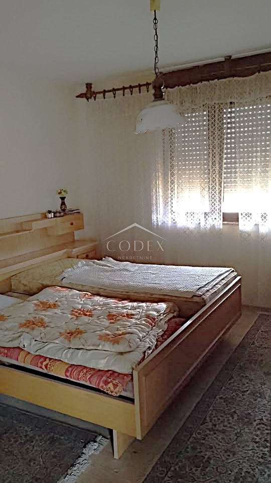 Čabar – prodaja hiše z dvoriščem