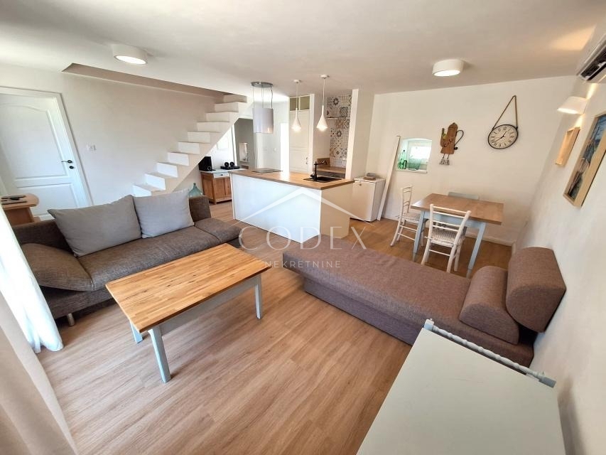 Hiša Rasopasno, Dobrinj, 145m2