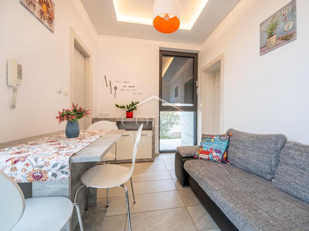 Kostrena – Prodaja luksuzne vile s bazenom in čudovitim razgledom