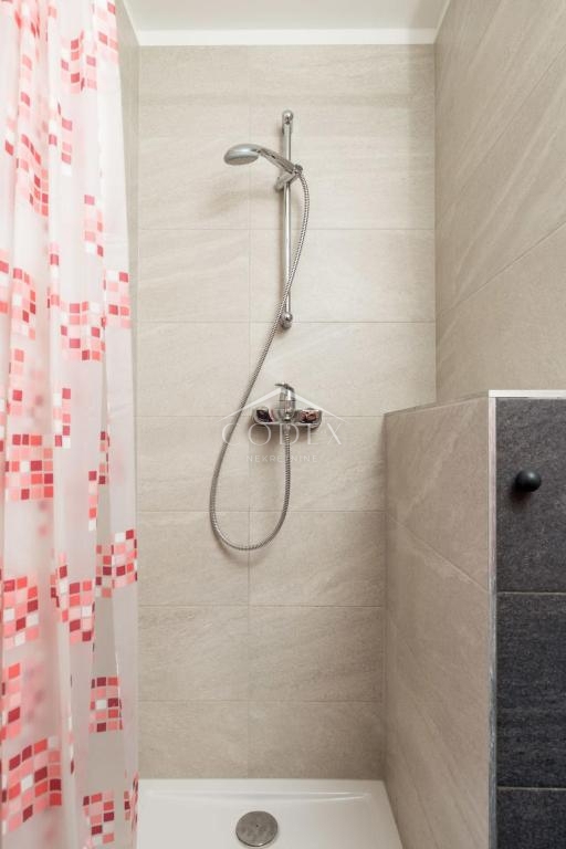 Kostrena – Prodaja luksuzne vile s bazenom in čudovitim razgledom