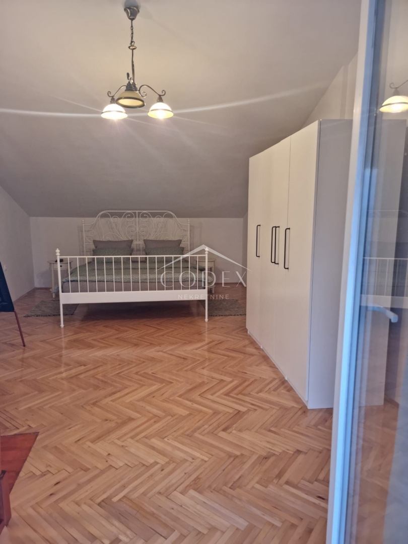 Crikvenica - na novo prenovljen apartma s čudovitim pogledom v bližini morja!