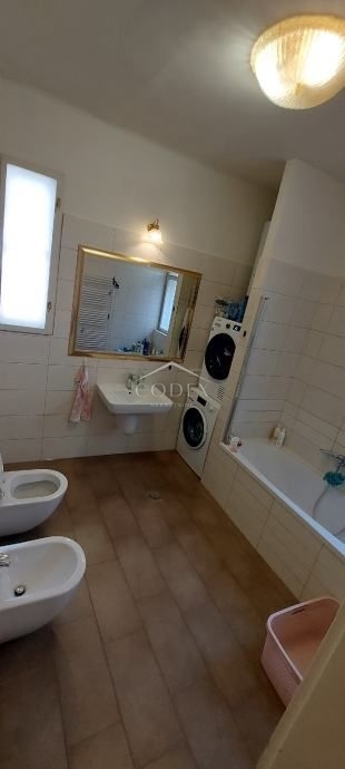 Pećine - prodaja apartmaja s pogledom na morje