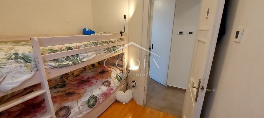Pećine - prodaja apartmaja s pogledom na morje