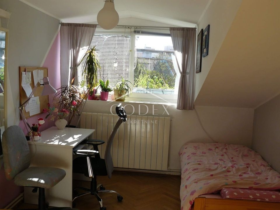 Brajda - prodamo trisobno stanovanje