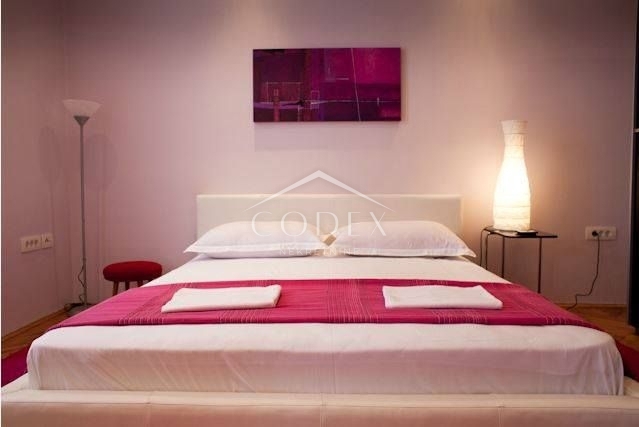 Crikvenica - prodaja na novo adaptirane hiše s 3 apartmaji