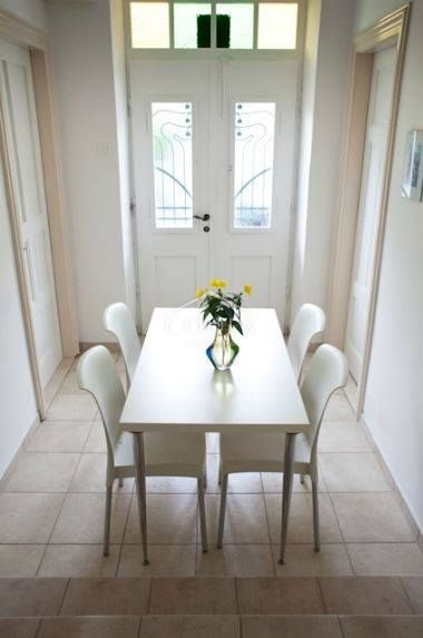 Crikvenica - prodaja na novo adaptirane hiše s 3 apartmaji