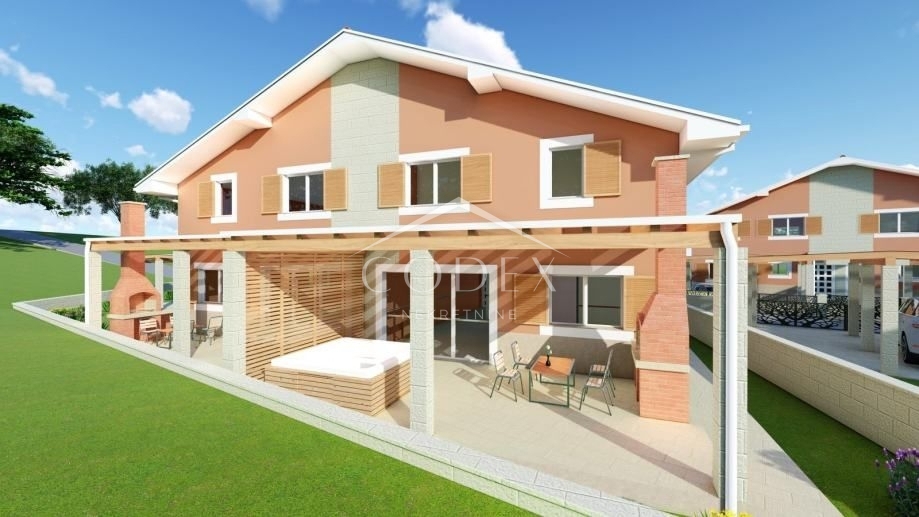 Rovinj - kmetijsko zemljišče s projektom