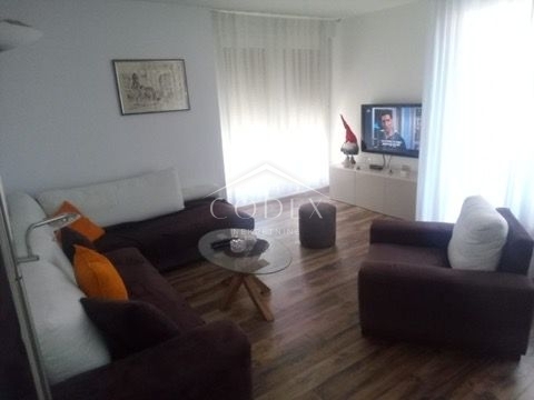 Kozala - prodamo dvosobno stanovanje