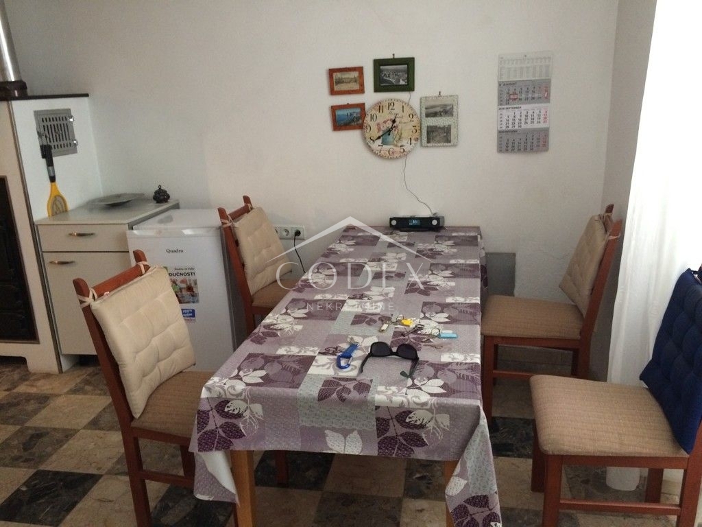 Novi Vinodolski - prodaja hiša, 1. red do morja!