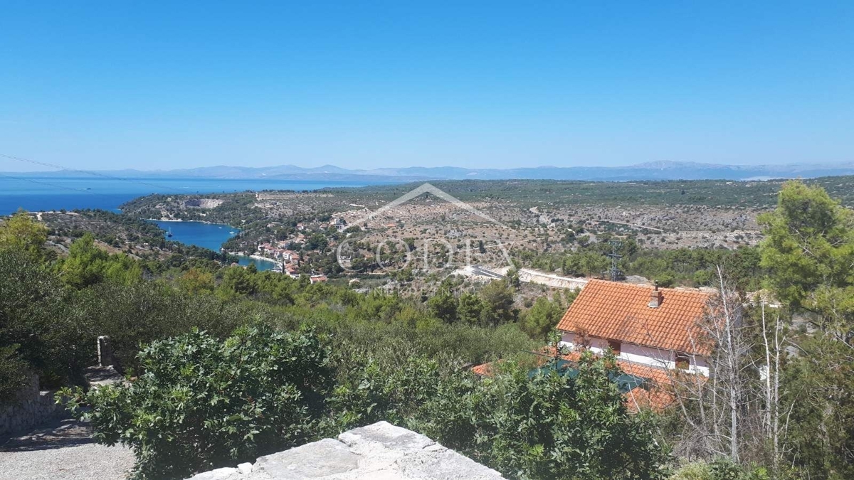 Gornje Bobovišće - prostorna hiša z očarljivim pogledom na morje